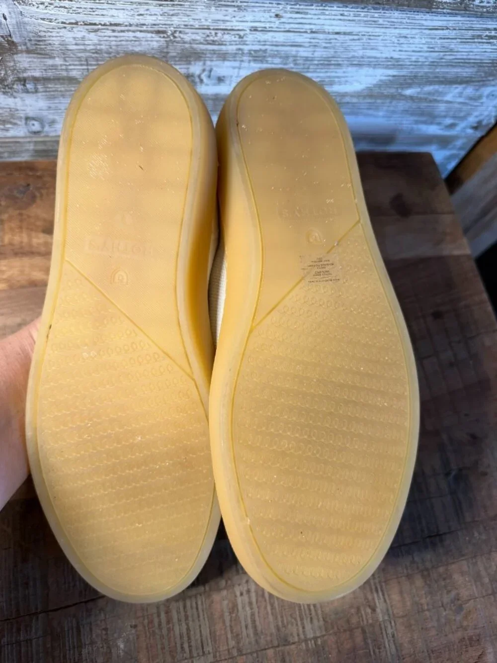 Rothy’s The Original Slip On Sneakers Womens Size 9 Comfort Flat Vanilla Bean
